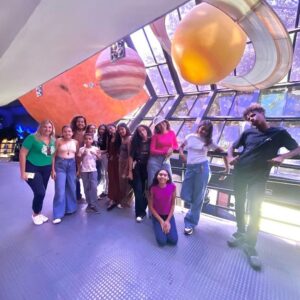 Adolescentes de Rio das Ostras visitam Planetário