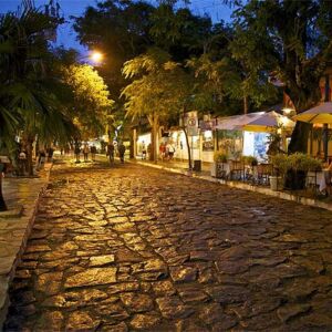 Búzios supera Cabo Frio e lidera ranking de eficiência na geração de empregos em 2025