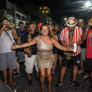 Sob gestão feminina, Bloco Parókia celebrou 55 anos de carnaval com público recorde