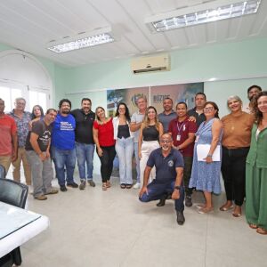 Plano de carreira de Búzios avança, mas trava em pagamento por escolaridade após um ano