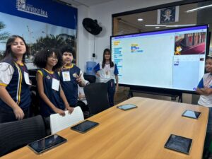 Escolas participam do Scratch Day