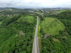 Rio das Ostras e Macaé reforçam articulação por duplicação da RJ-106
