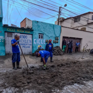 Chuva volta a provocar pontos de alagamento em diferentes bairros de Cabo Frio