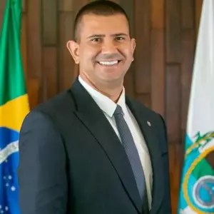 TSE homologa desistência de Garotinho, confirmando vitória de Douglas Ruas ao governo do Rio